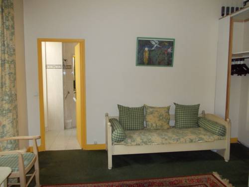 Imagen de la habitación del Hotel Marcellin. Foto 6