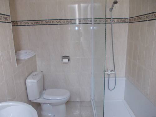 Imagen de la habitación del Hotel Marcellin. Foto 7