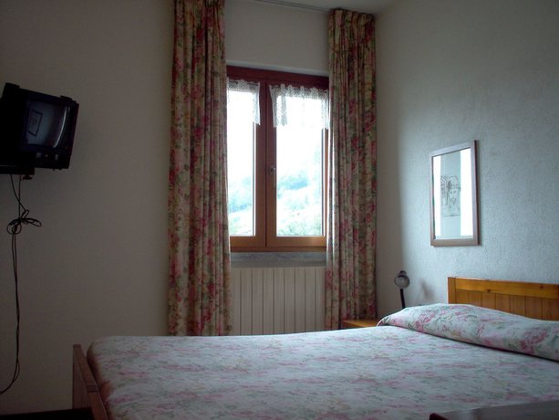 Imagen de la habitación del Hotel Marcellino. Foto 9