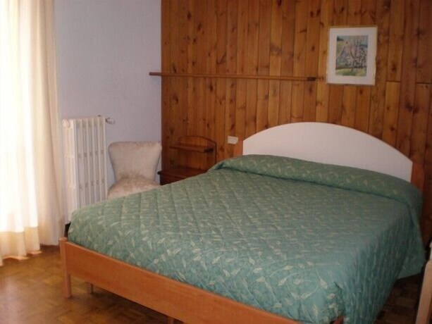 Imagen de la habitación del Hotel Marcellino. Foto 10