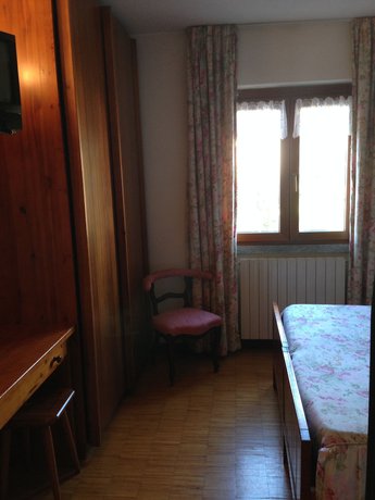 Imagen de la habitación del Hotel Marcellino. Foto 11