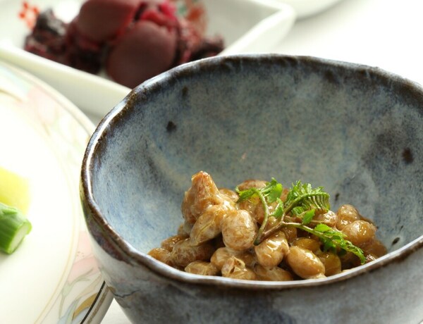 Imagen del bar/restaurante del Hotel Marchen House Madarao. Foto 19