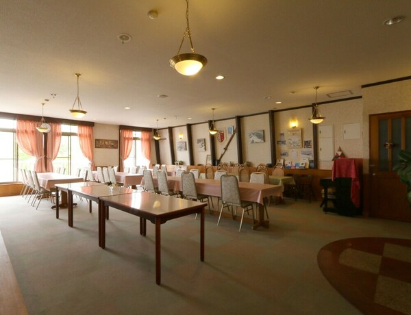 Imagen del bar/restaurante del Hotel Marchen House Madarao. Foto 23