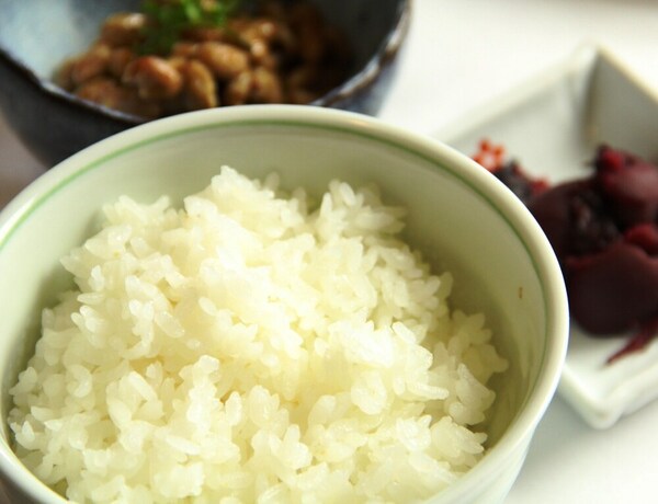 Imagen del bar/restaurante del Hotel Marchen House Madarao. Foto 24