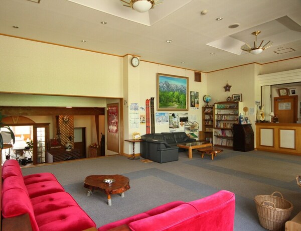 Imagen de los interiores del Hotel Marchen House Madarao. Foto 37