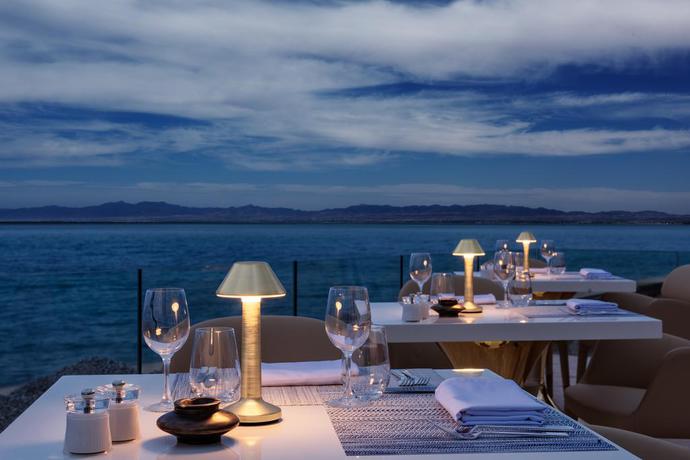 Imagen del bar/restaurante del Hotel Marchica Lagoon Resort. Foto 3