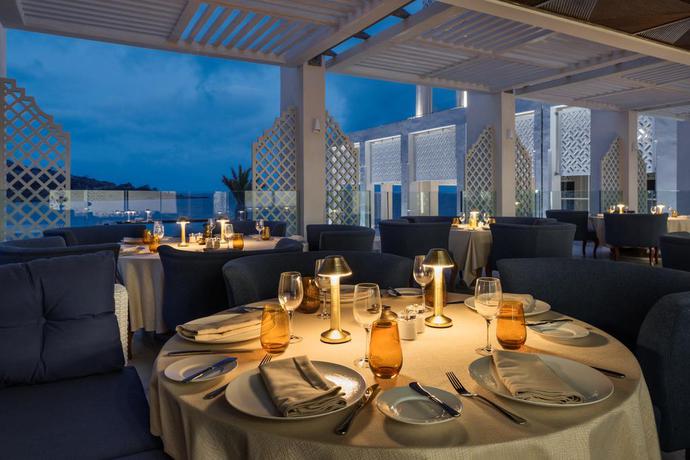 Imagen del bar/restaurante del Hotel Marchica Lagoon Resort. Foto 4