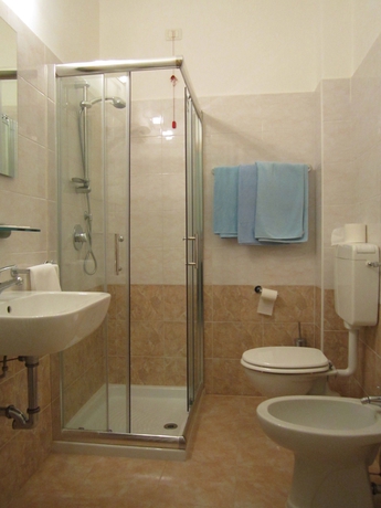 Imagen de la habitación del Hotel Marchina. Foto 5