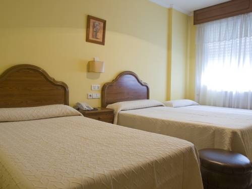 Imagen de la habitación del Hotel Marcial. Foto 3