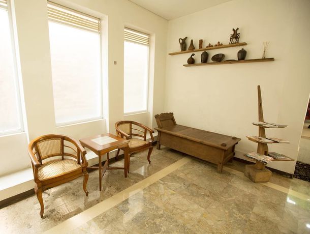 Imagen de los interiores del Hotel Marciella. Foto 17