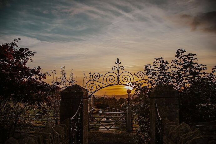 Imagen general del Hotel Marco Pierre White\'s Rudloe Arms. Foto 5