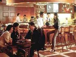 Imagen del bar/restaurante del Hotel Marco Polo Davao. Foto 5