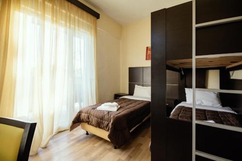 Imagen de la habitación del Hotel Marco Polo, Gouvia. Foto 19