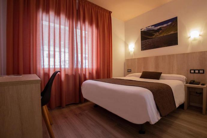 Imagen de la habitación del Hotel Marco Polo, La Massana. Foto 10