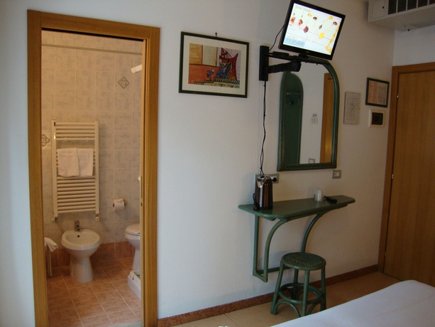 Imagen de la habitación del Hotel Marco Polo, Lido Di Jesolo. Foto 2