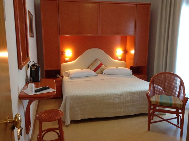 Imagen de la habitación del Hotel Marco Polo, Lido Di Jesolo. Foto 4