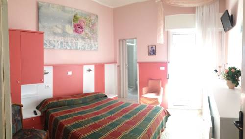 Imagen de la habitación del Hotel Marco Polo, Lignano Sabbiadoro. Foto 3