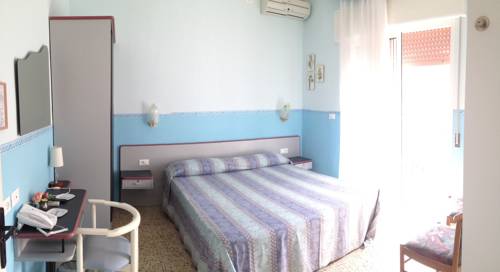 Imagen de la habitación del Hotel Marco Polo, Lignano Sabbiadoro. Foto 5