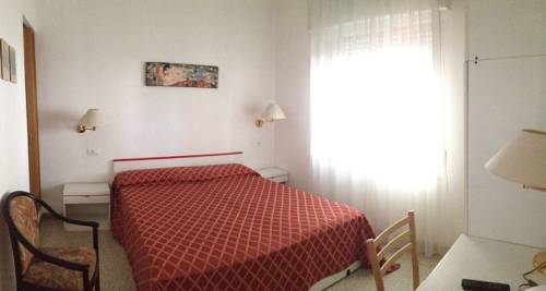 Imagen de la habitación del Hotel Marco Polo, Lignano Sabbiadoro. Foto 6