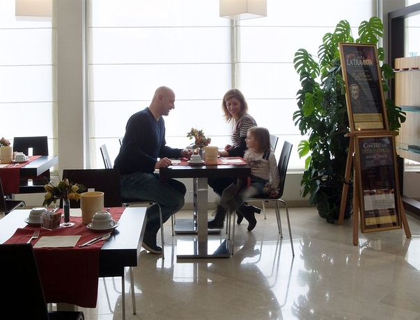 Imagen del bar/restaurante del Hotel Marco Polo, Mestre. Foto 5