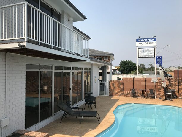 Imagen de la piscina del Hotel Marco Polo Motor Inn. Foto 38
