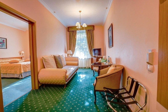 Imagen de la habitación del Hotel Marco Polo Presnja. Foto 6