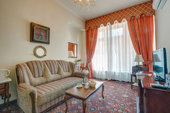 Imagen de los interiores del Hotel Marco Polo Presnja. Foto 13