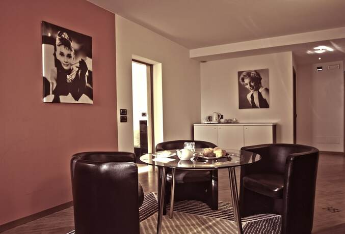 Imagen de la habitación del Hotel Marco Polo Suite Resort. Foto 16