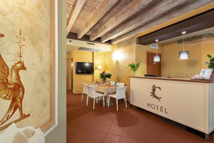 Imagen de los interiores del Hotel Marco Polo, Verona. Foto 19