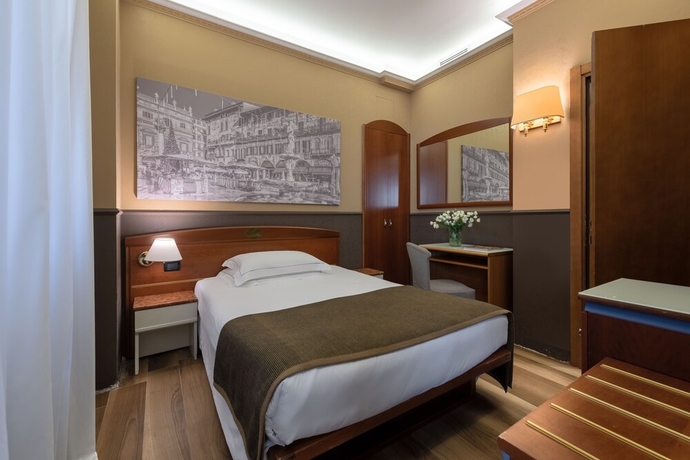 Imagen de la habitación del Hotel Marco Polo, Verona. Foto 16