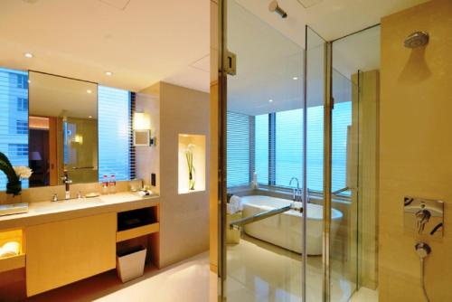 Imagen de la habitación del Hotel Marco Polo Wuhan. Foto 4