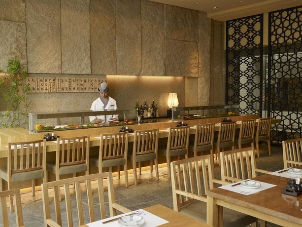 Imagen del bar/restaurante del Hotel Marco Polo Xiamen. Foto 4