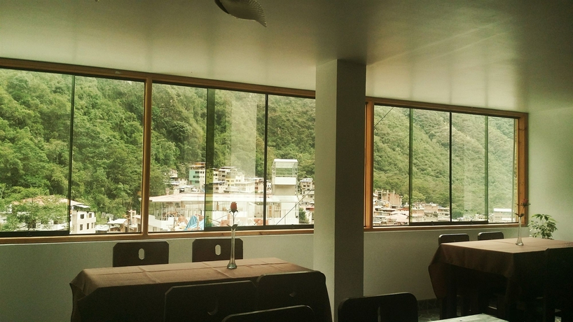 Imagen de los interiores del Hotel Marco Wasi. Foto 16