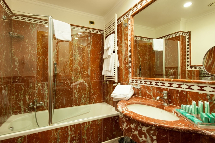 Imagen de la habitación del Hotel Marconi, Milán. Foto 4