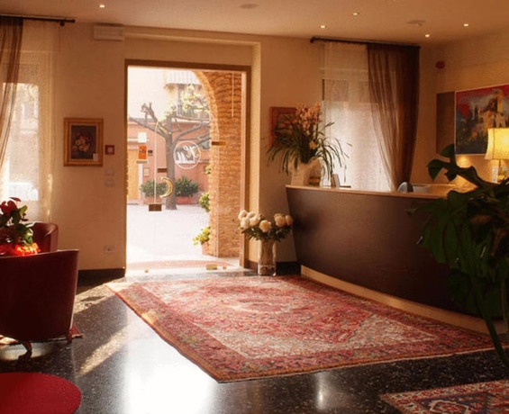 Imagen de los interiores del Hotel Marconi, Sirmione. Foto 13