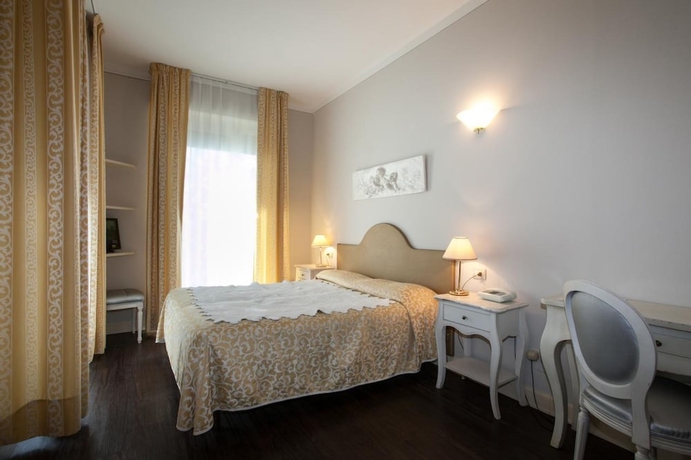 Imagen de la habitación del Hotel Marconi, Sirmione. Foto 12