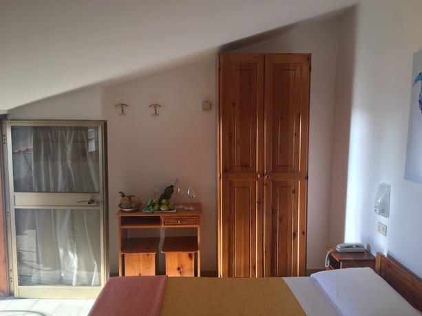 Imagen de la habitación del Hotel Marconi, Sperlonga. Foto 2
