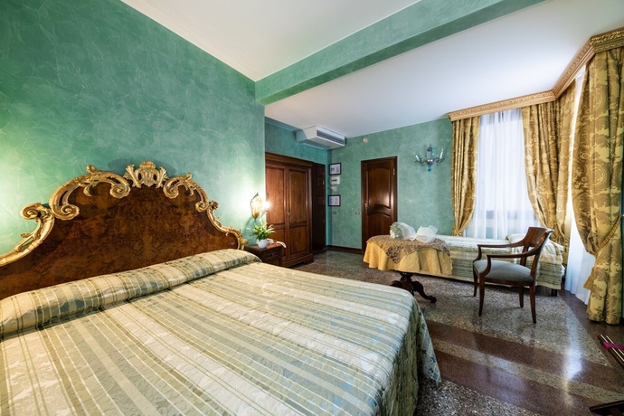 Imagen de la habitación del Hotel Marconi, Venecia. Foto 11
