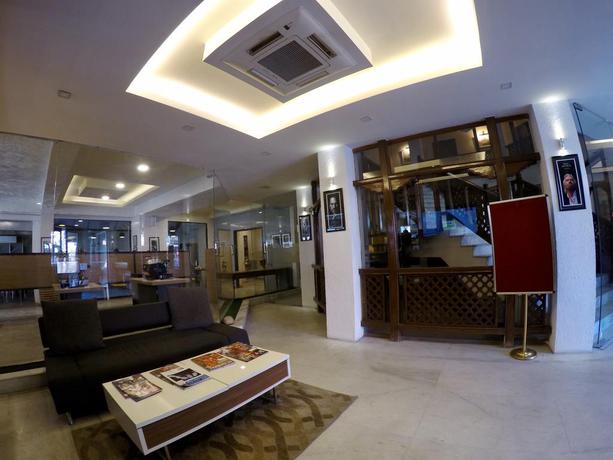 Imagen de los interiores del Hotel Marcopolo Business. Foto 11