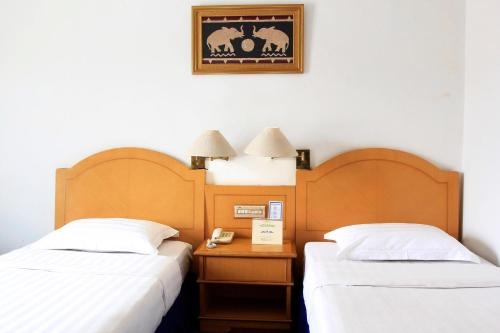 Imagen de la habitación del Hotel Marcopolo & Convention Hall. Foto 6