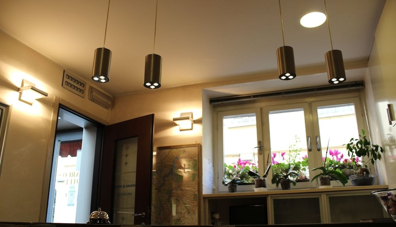 Imagen de los interiores del Hotel Marco's. Foto 19