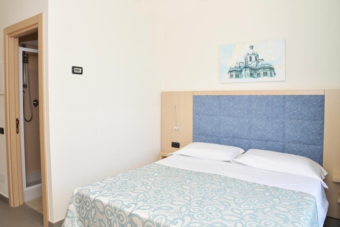 Imagen de la habitación del Hotel Marco's. Foto 13