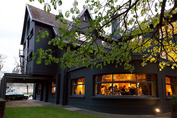 Imagen del bar/restaurante del Hotel Mardaga - Differents. Foto 5