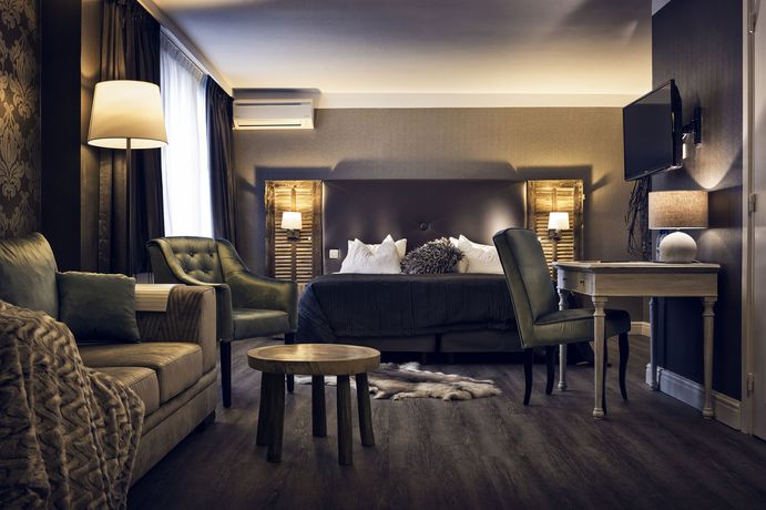 Imagen del bar/restaurante del Hotel Mardaga - Differents. Foto 6