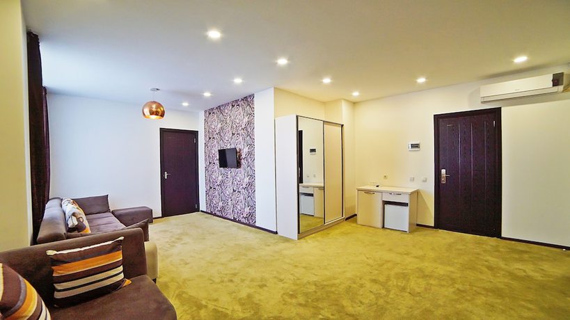 Imagen de la habitación del Hotel Mardi Plaza. Foto 15