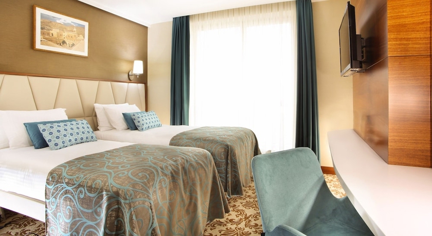 Imagen de la habitación del Hotel Mard-inn. Foto 7