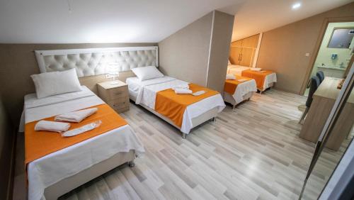 Imagen de la habitación del Hotel Mardy Suit. Foto 7