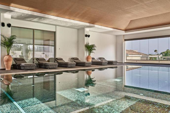 Imagen de la piscina del Hotel Mare Ayia Napa. Foto 12