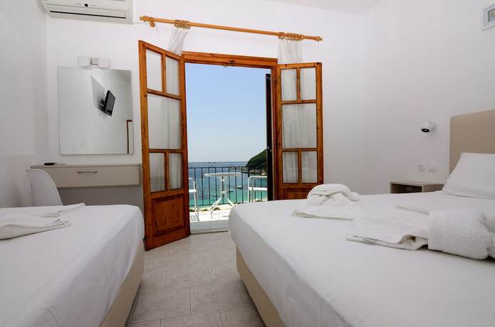 Imagen general del Hotel Mare Blu, Agia Kyriaki. Foto 3