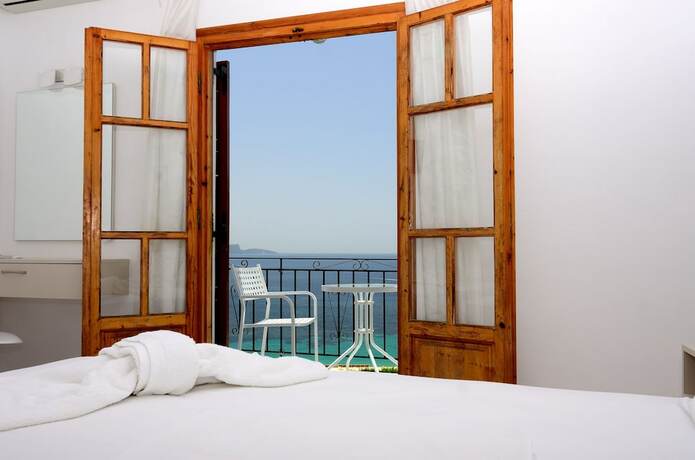 Imagen general del Hotel Mare Blu, Agia Kyriaki. Foto 4